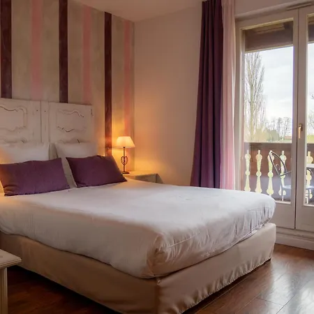 Hotel Restaurant Verger Des Chateaux, Route Des Vins Haut-Koenigsbourg Dieffenthal Esterno foto
