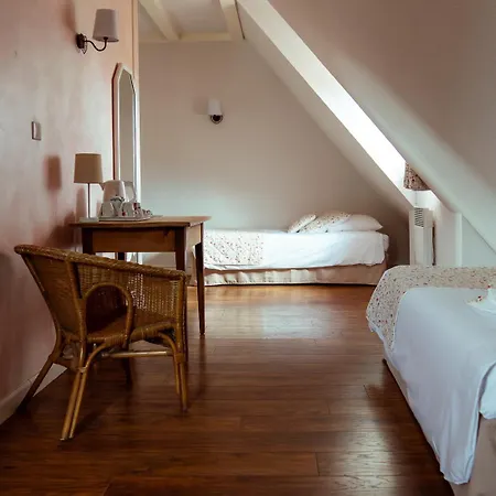 Hotel Restaurant Verger Des Chateaux, Route Des Vins Haut-Koenigsbourg Dieffenthal Esterno foto