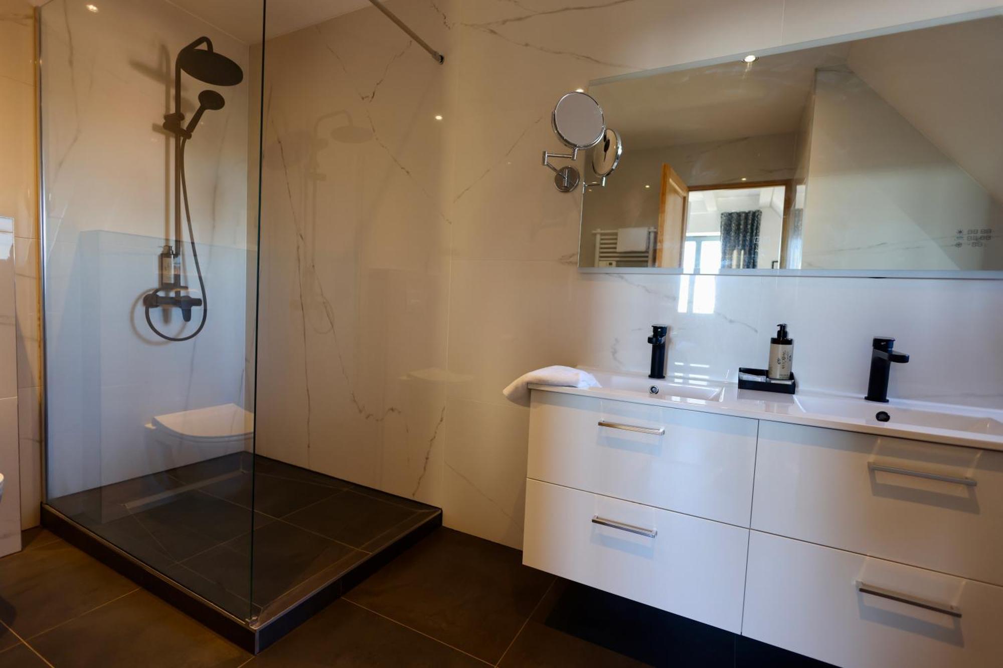 Hotel Restaurant Verger Des Chateaux, Route Des Vins Haut-koenigsbourg 3*