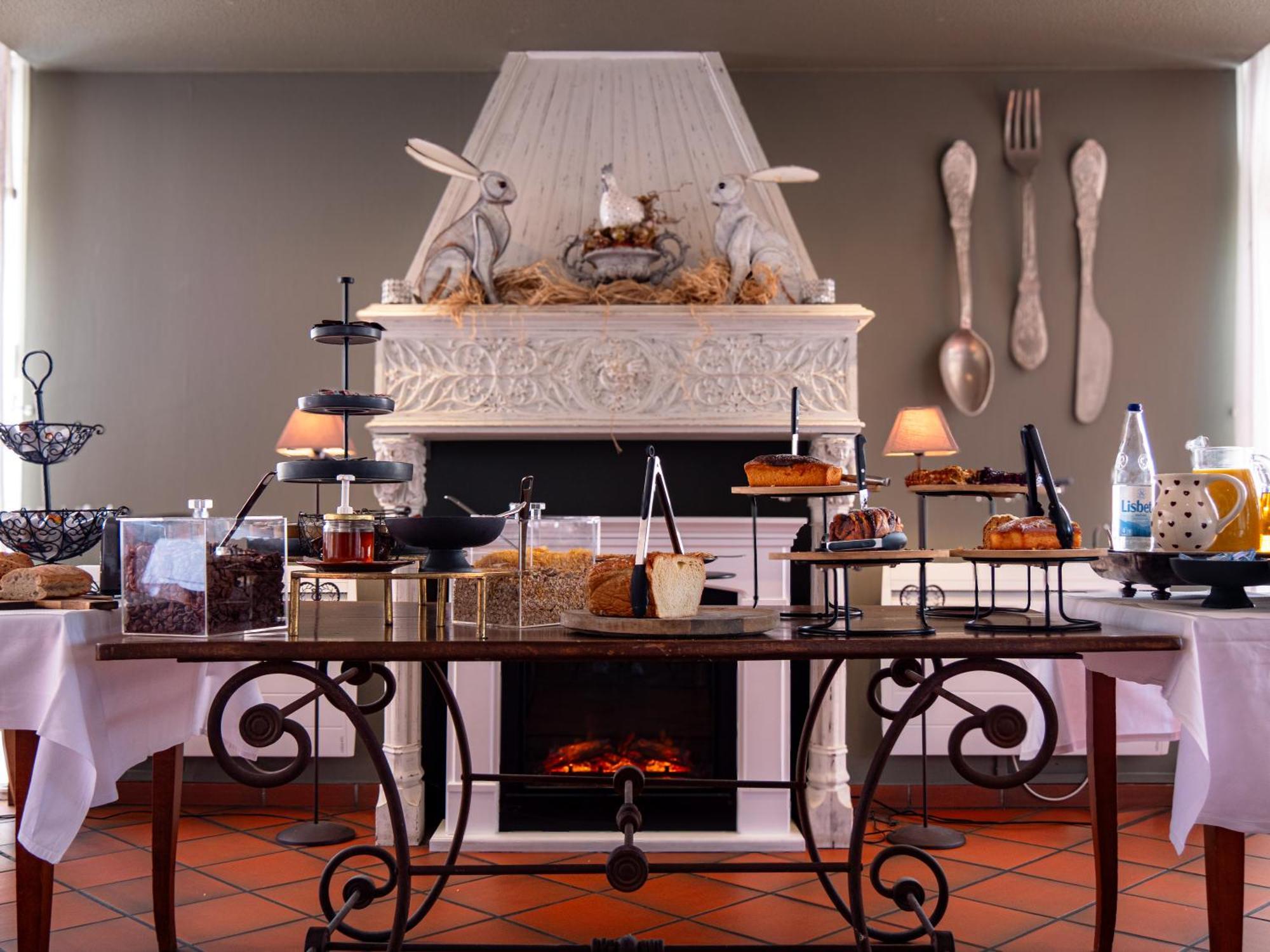Restaurant Verger Des Chateaux, Route Des Vins Haut-koenigsbourg Hotel